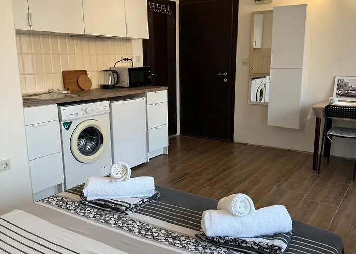 приятный отдых в студии на море в сарафово Apartamento